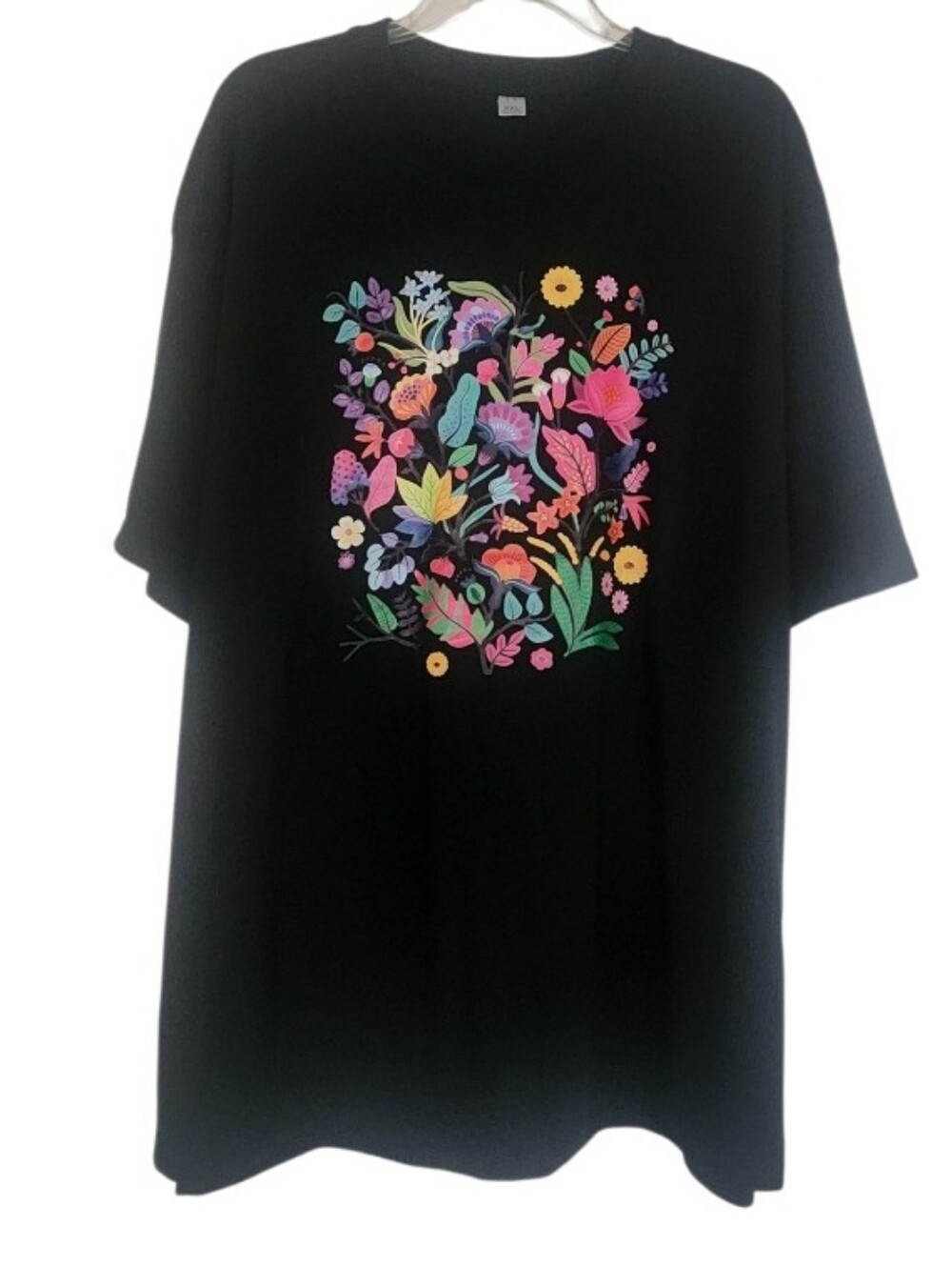 Black Tee with Colorful Floral Graphic Sz Xxl